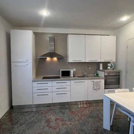 Un Nido Nel Centro Storico Con Garage Apartment Aosta Luaran gambar